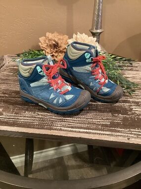 Merrell Kids Teal Blue and Coral Lace Hiking Sneakers